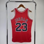Regata Mitchell & Ness  Chicago Bulls 1986-1987 Vermelha - Imagem 4